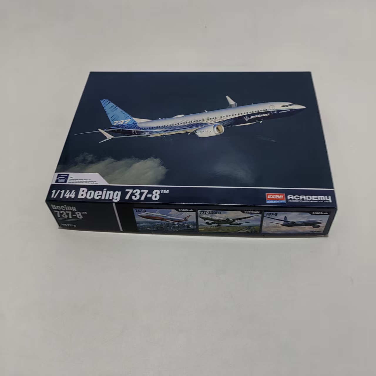 AC12646 ACADEMY 1/144 Boeing 7 - огляд і ціна Model Kit Academy